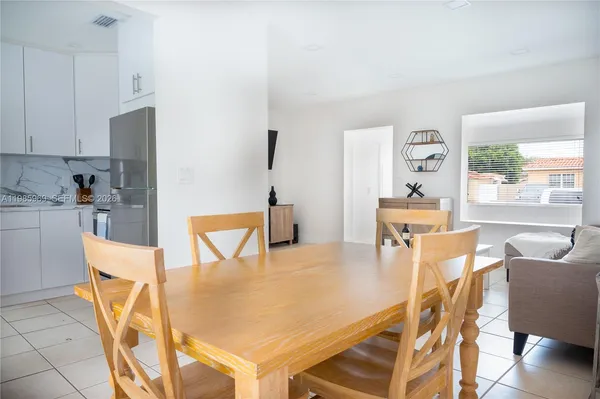 $3,800 | 4821 Southwest 5th Street, Miami, FL 33134