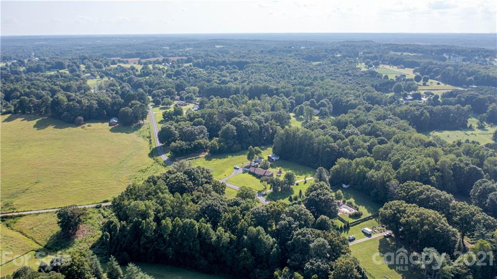 8623 Smith Road Stanfield, NC 28163 - Photo 11 of 27 view of city and ocean