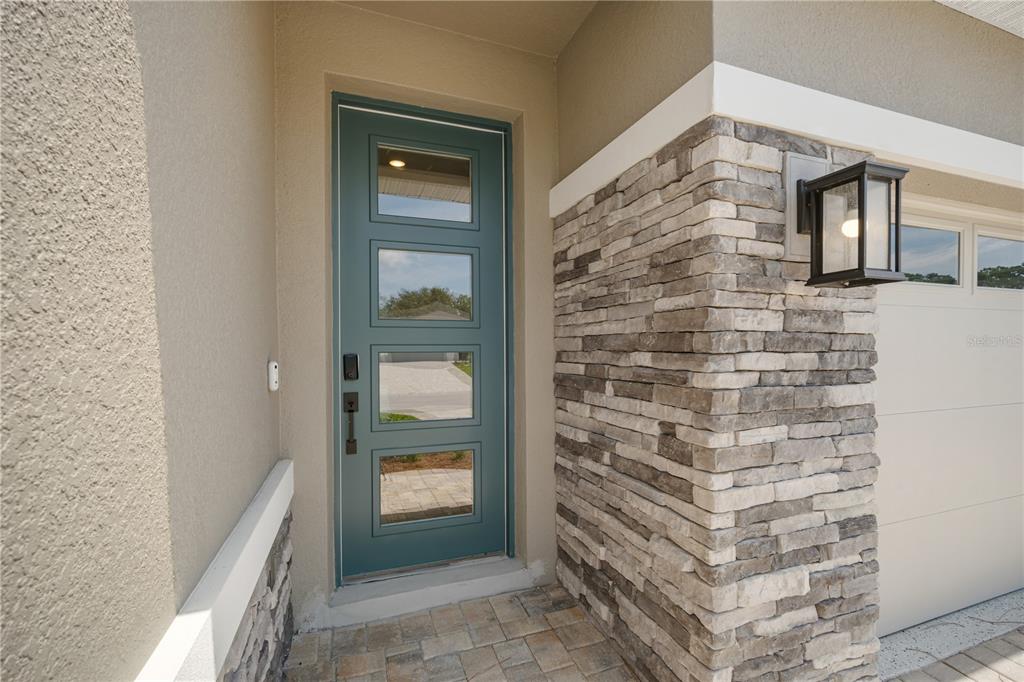 9196 Players Drive Weeki Wachee, FL 34613 - Photo 3 of 29