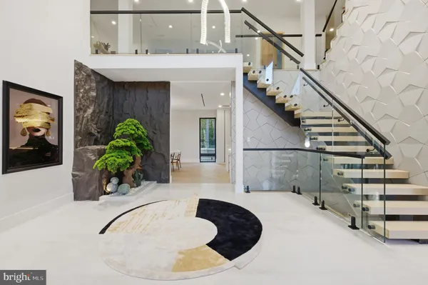 $5,600,000 | 1124 Savile Lane, McLean, VA 22101