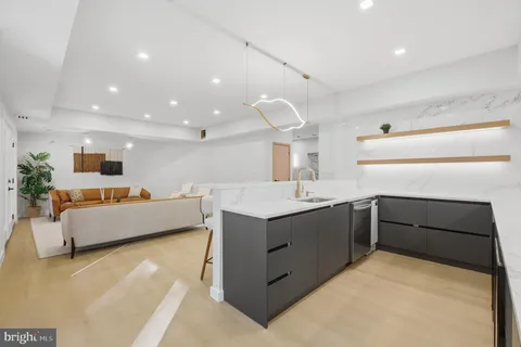 $5,600,000 | 1124 Savile Lane, McLean, VA 22101