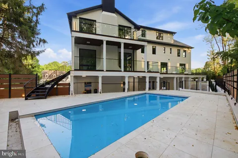 $5,600,000 | 1124 Savile Lane, McLean, VA 22101