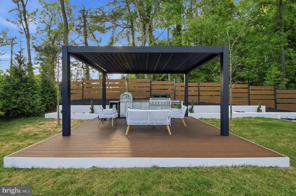 $5,600,000 | 1124 Savile Lane, McLean, VA 22101