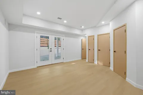 $5,600,000 | 1124 Savile Lane, McLean, VA 22101