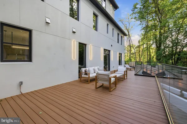 $5,600,000 | 1124 Savile Lane, McLean, VA 22101