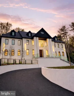 $5,600,000 | 1124 Savile Lane, McLean, VA 22101