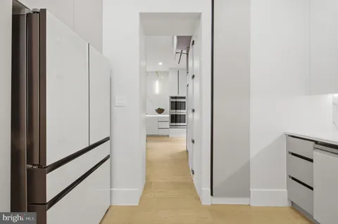 $5,600,000 | 1124 Savile Lane, McLean, VA 22101