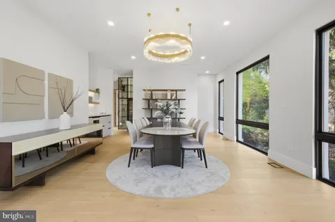 $5,600,000 | 1124 Savile Lane, McLean, VA 22101