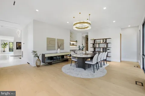 $5,600,000 | 1124 Savile Lane, McLean, VA 22101