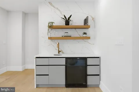 $5,600,000 | 1124 Savile Lane, McLean, VA 22101