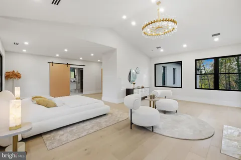 $5,600,000 | 1124 Savile Lane, McLean, VA 22101