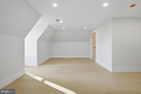 $5,600,000 | 1124 Savile Lane, McLean, VA 22101