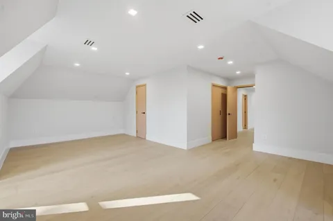 $5,600,000 | 1124 Savile Lane, McLean, VA 22101