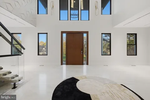 $5,600,000 | 1124 Savile Lane, McLean, VA 22101