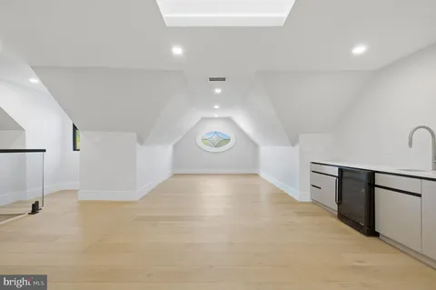 $5,600,000 | 1124 Savile Lane, McLean, VA 22101