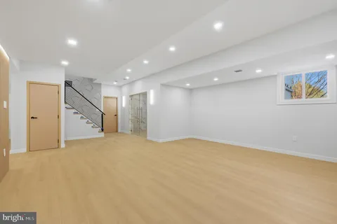 $5,600,000 | 1124 Savile Lane, McLean, VA 22101