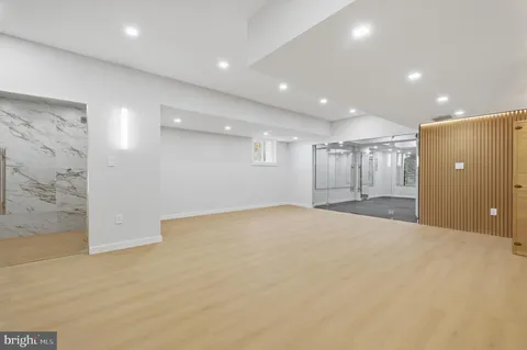 $5,600,000 | 1124 Savile Lane, McLean, VA 22101