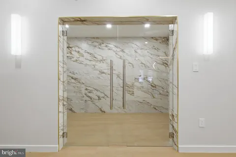 $5,600,000 | 1124 Savile Lane, McLean, VA 22101