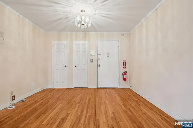 $399,000 | 2160 Center Avenue, Unit 5N, Fort Lee, NJ 07024