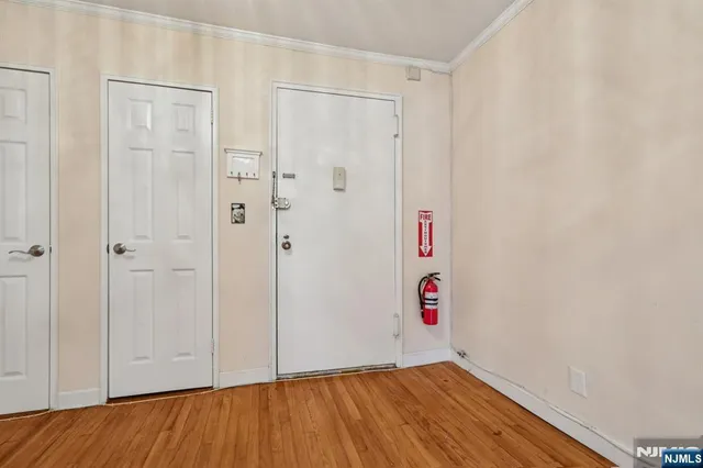 $399,000 | 2160 Center Avenue, Unit 5N, Fort Lee, NJ 07024