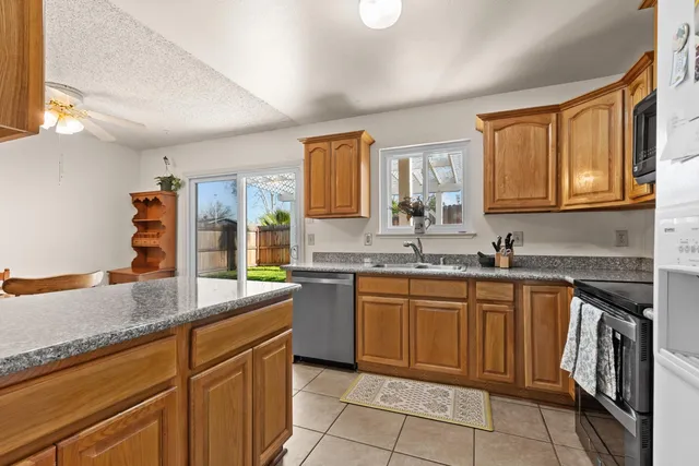 $395,000 | 6818 Blue Duck Way, Sacramento, CA 95842