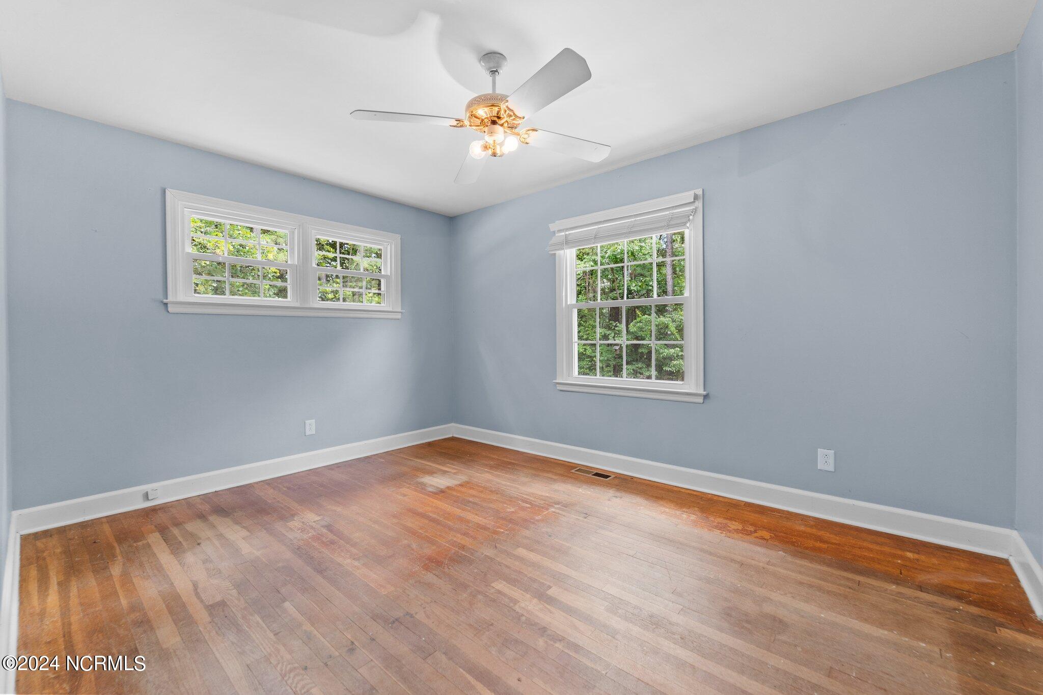 240 Midland Road Southern Pines, NC 28387 - Photo 20 of 41 32-web-or-mls-DSC02337