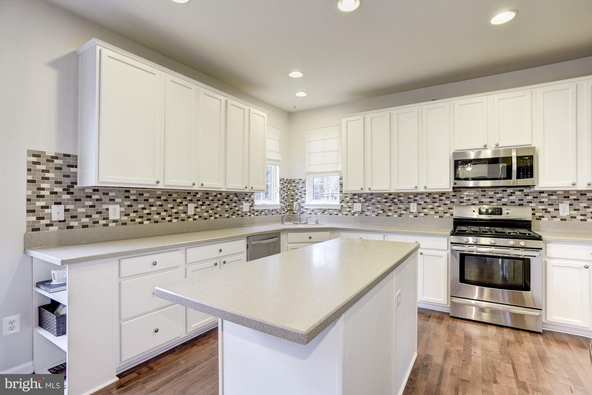 43078 Lake Ridge Place Leesburg, VA 20176 - Photo 14 of 50 Gallery Image 14