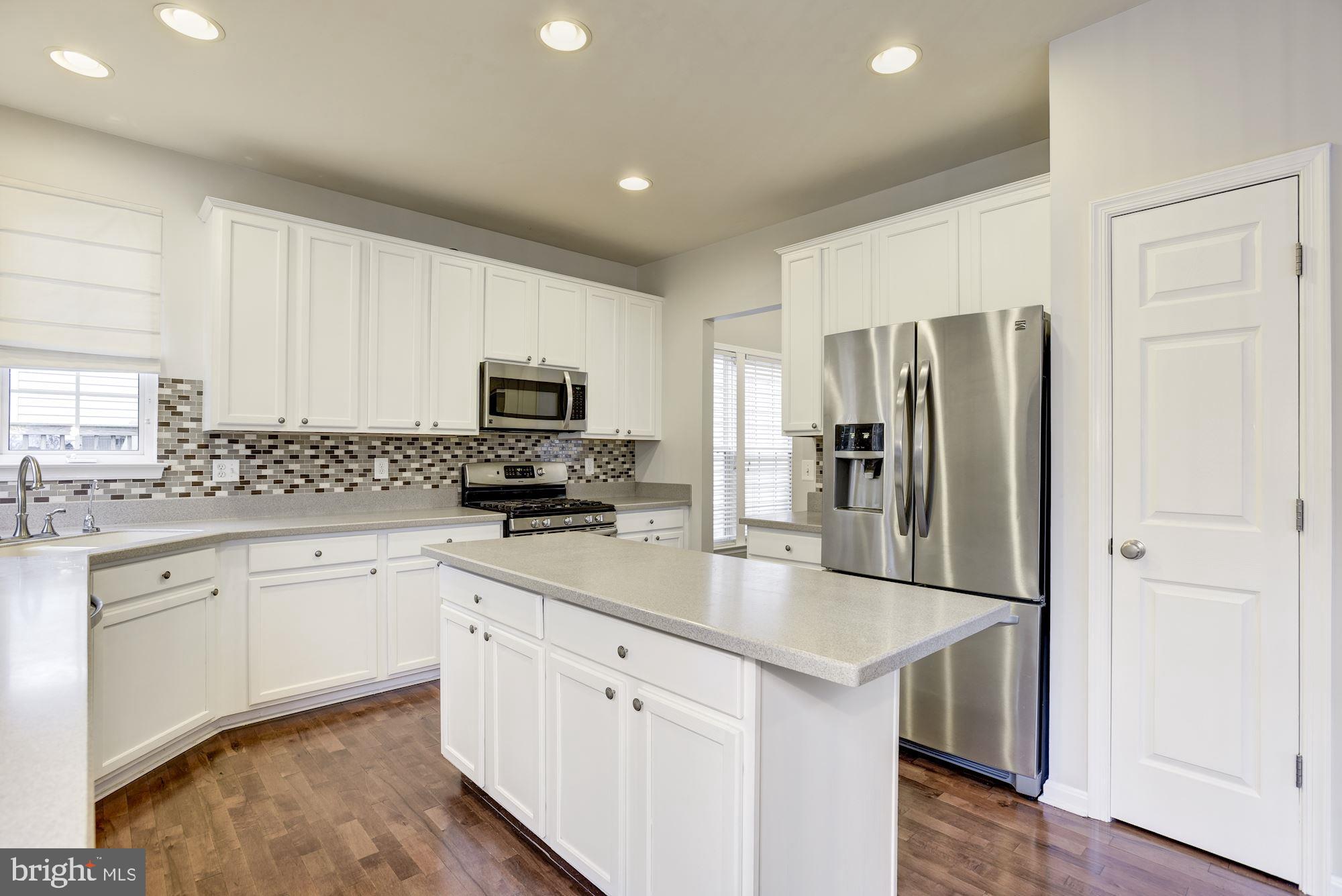 43078 Lake Ridge Place Leesburg, VA 20176 - Photo 15 of 50 Gallery Image 15