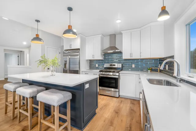 $499,900 | W272 Madison Avenue, Oconomowoc, WI 53066