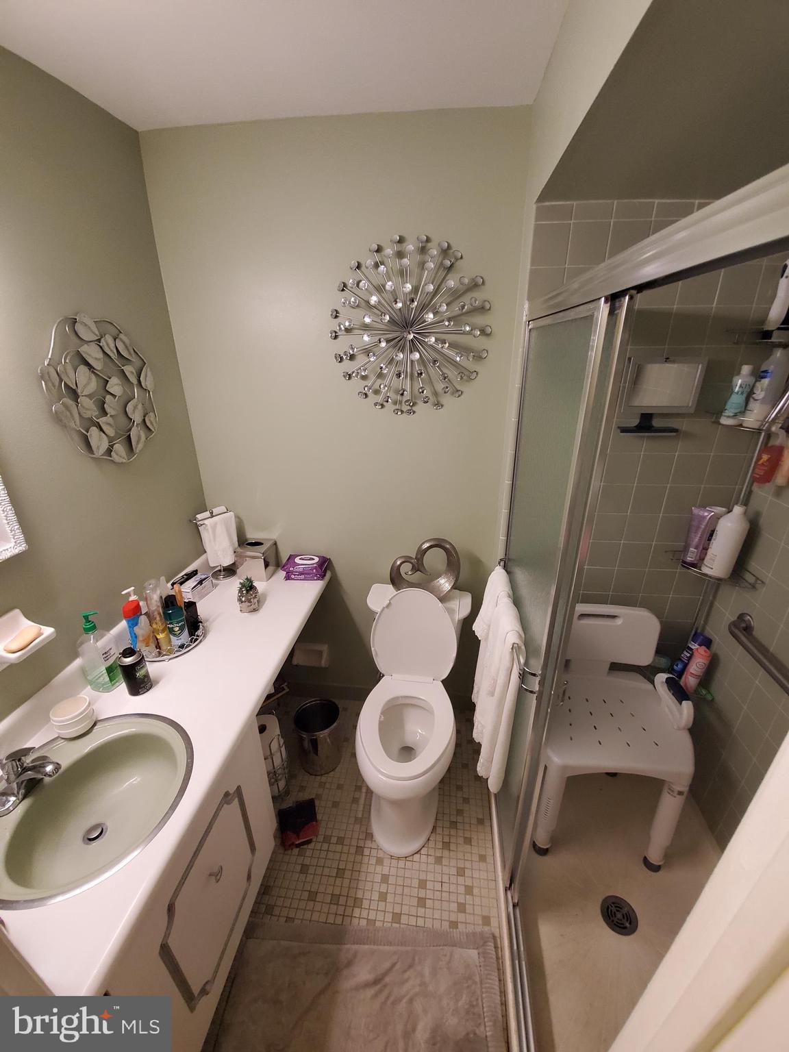 8960 Krewstown Road, Unit 305 Philadelphia, PA 19115 - Photo 10 of 11 Master Bedroom bath2