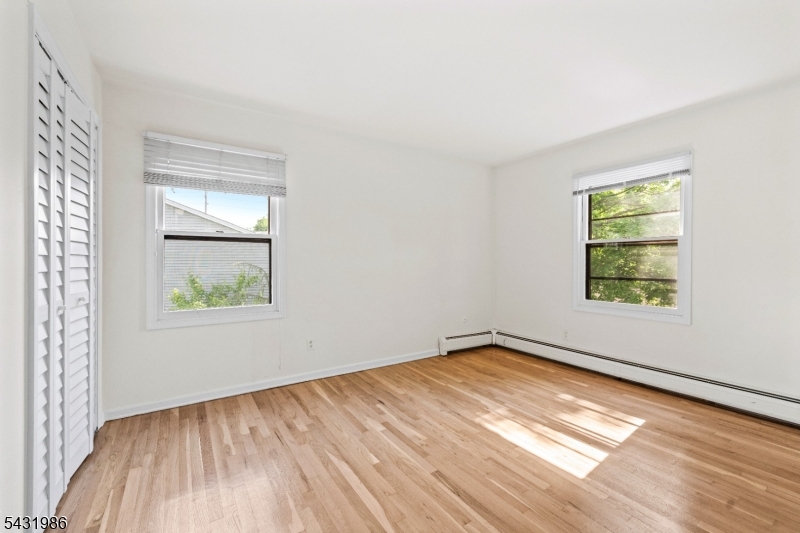 4 Darby Road Somerset, NJ 08873 - Photo 14 of 29