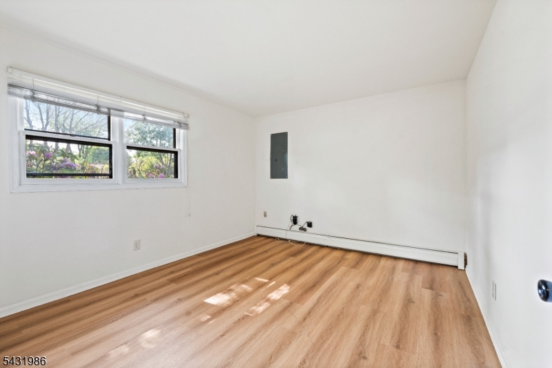 4 Darby Road Somerset, NJ 08873 - Photo 15 of 29