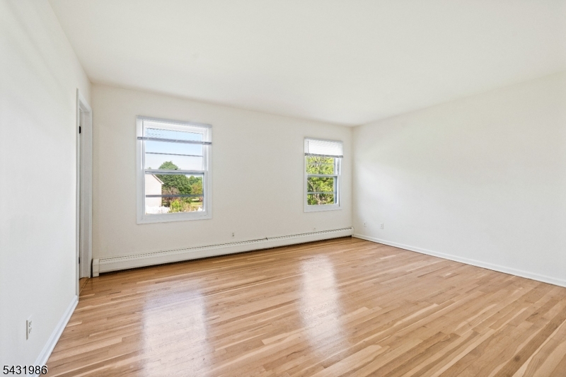 4 Darby Road Somerset, NJ 08873 - Photo 16 of 29