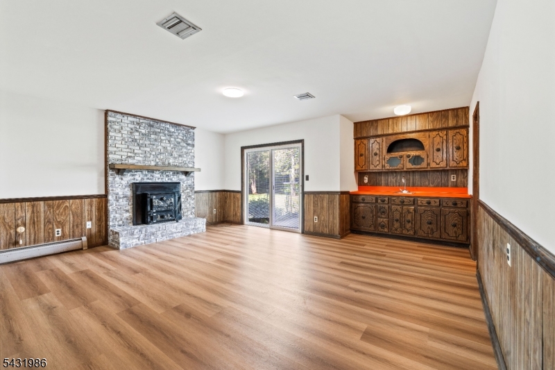 4 Darby Road Somerset, NJ 08873 - Photo 17 of 29