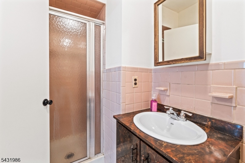 4 Darby Road Somerset, NJ 08873 - Photo 21 of 29