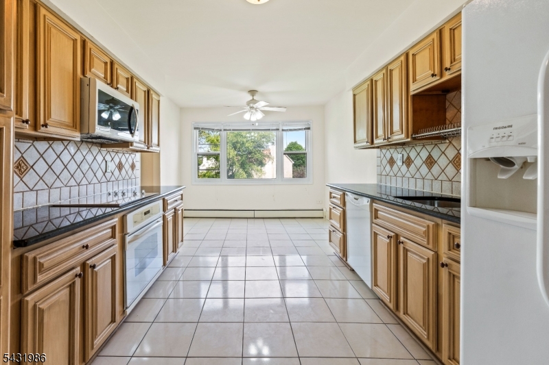 4 Darby Road Somerset, NJ 08873 - Photo 4 of 29