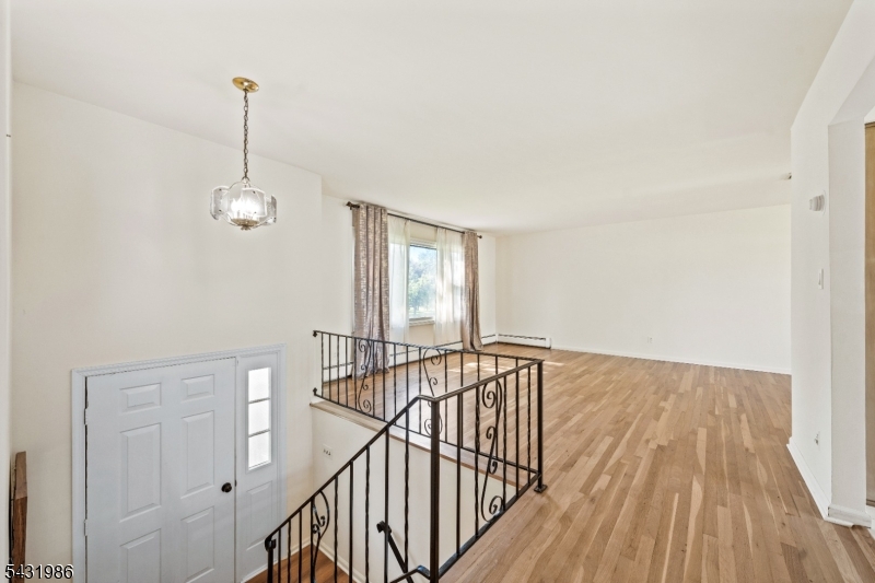 4 Darby Road Somerset, NJ 08873 - Photo 9 of 29