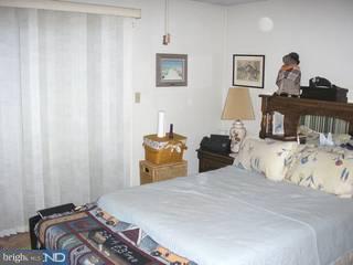 227 Valley Road Yardley, PA 19067 - Photo 4 of 6 Gallery Image 4