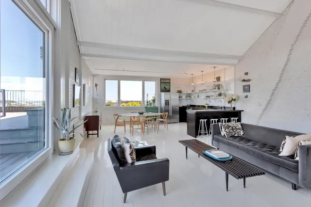 $2,100,000 | 410-412 Main Street, Rockland, ME 04841