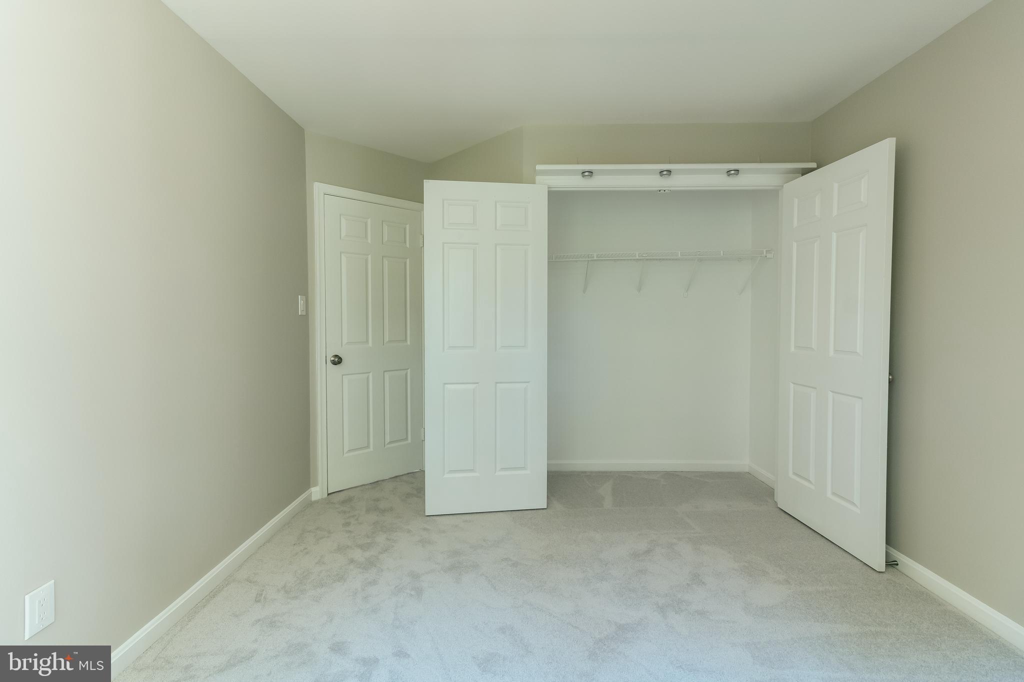 6409 English Ivy Way Springfield, VA 22152 - Photo 29 of 50 Gallery Image 29