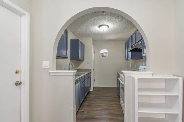 $1,500 | 3106 Raccoon Run, Spring, TX 77373