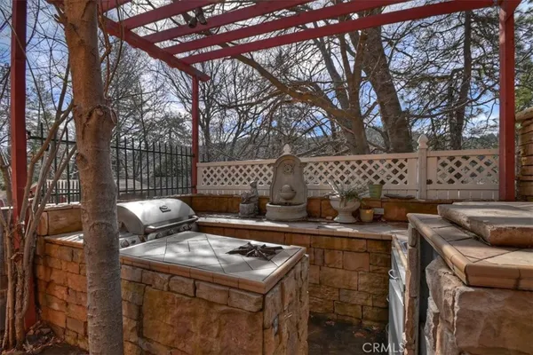 $649,999 | 495 Zuger Court, Crestline, CA 92325