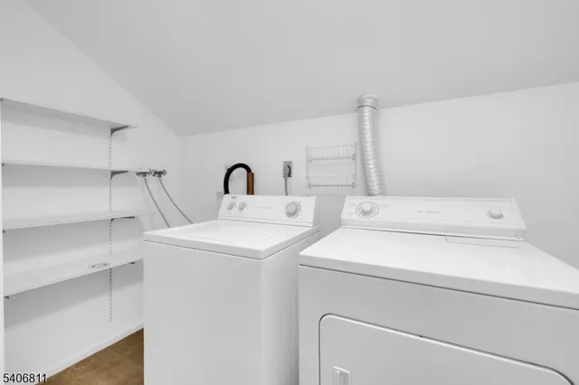 $2,100 | 13228 Dell Place, Unit 228, Stanhope, NJ 07874