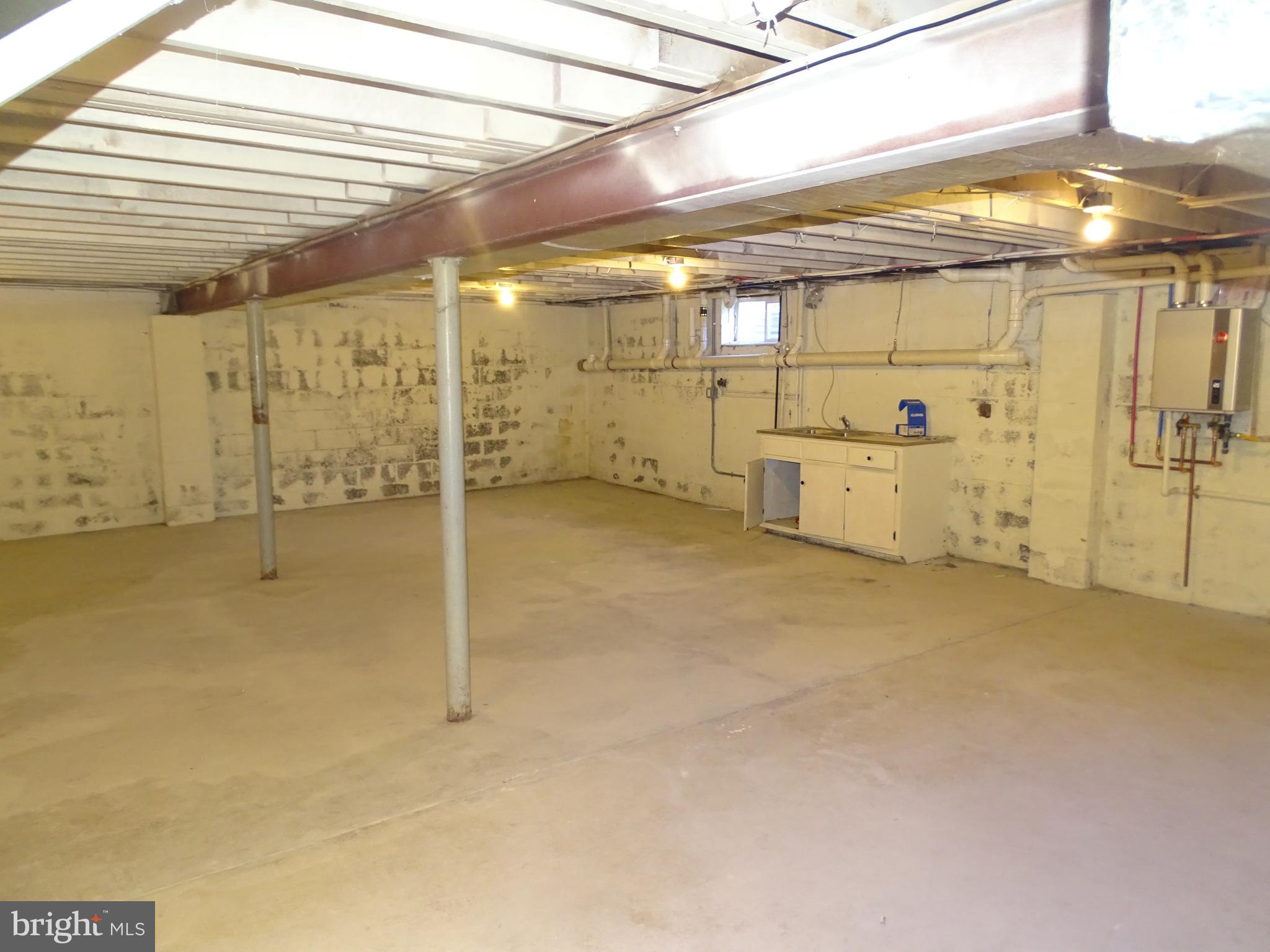 449 Street Road Warminster, PA 18974 - Photo 26 of 34 Basement