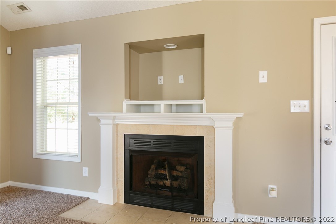 912 Bramblegate Road Hope Mills, NC 28348 - Photo 5 of 19 Gallery Image 5