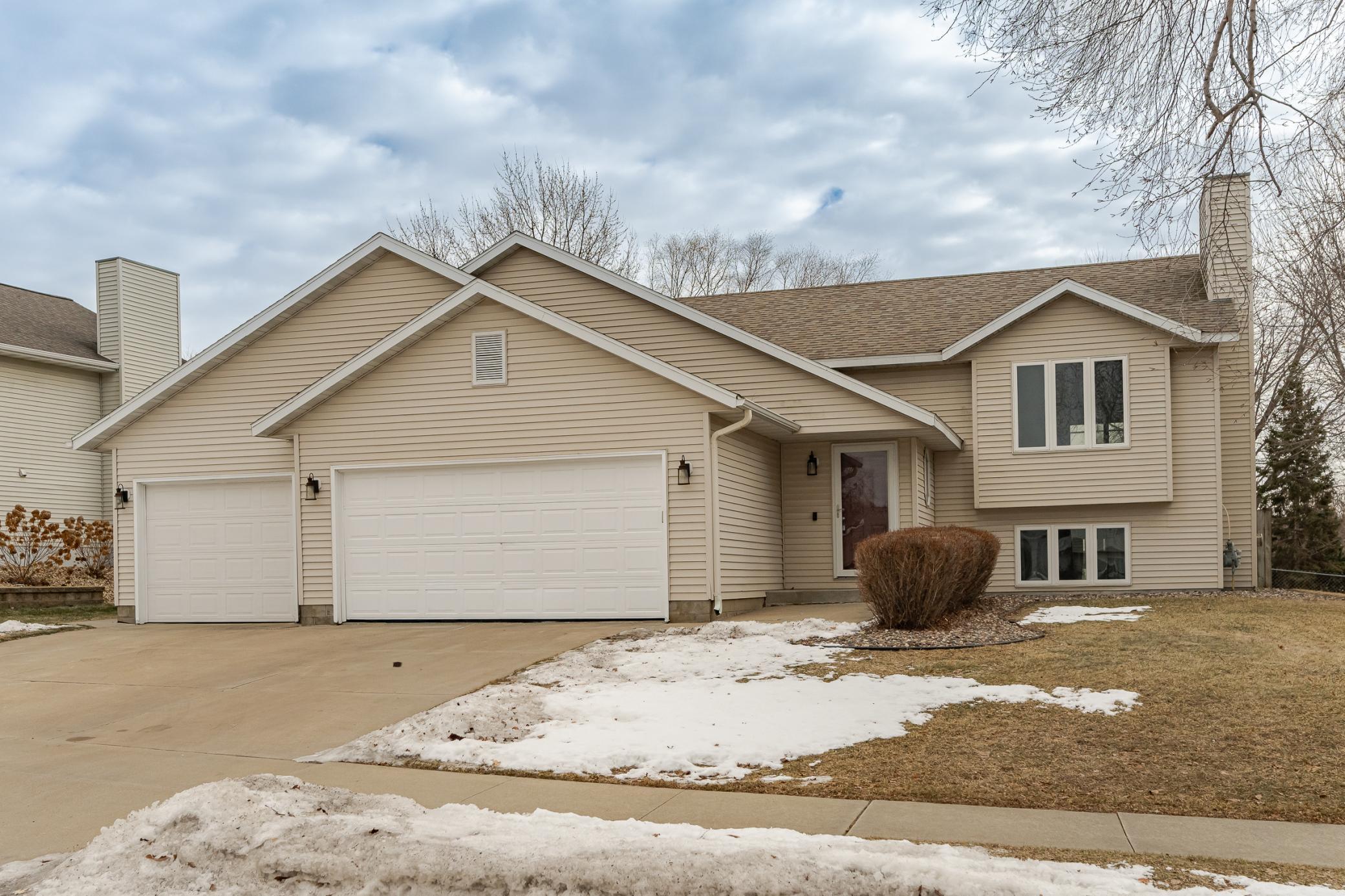 5718 Shetland Drive Northwest Rochester, MN 55901 - Photo 1 of 35