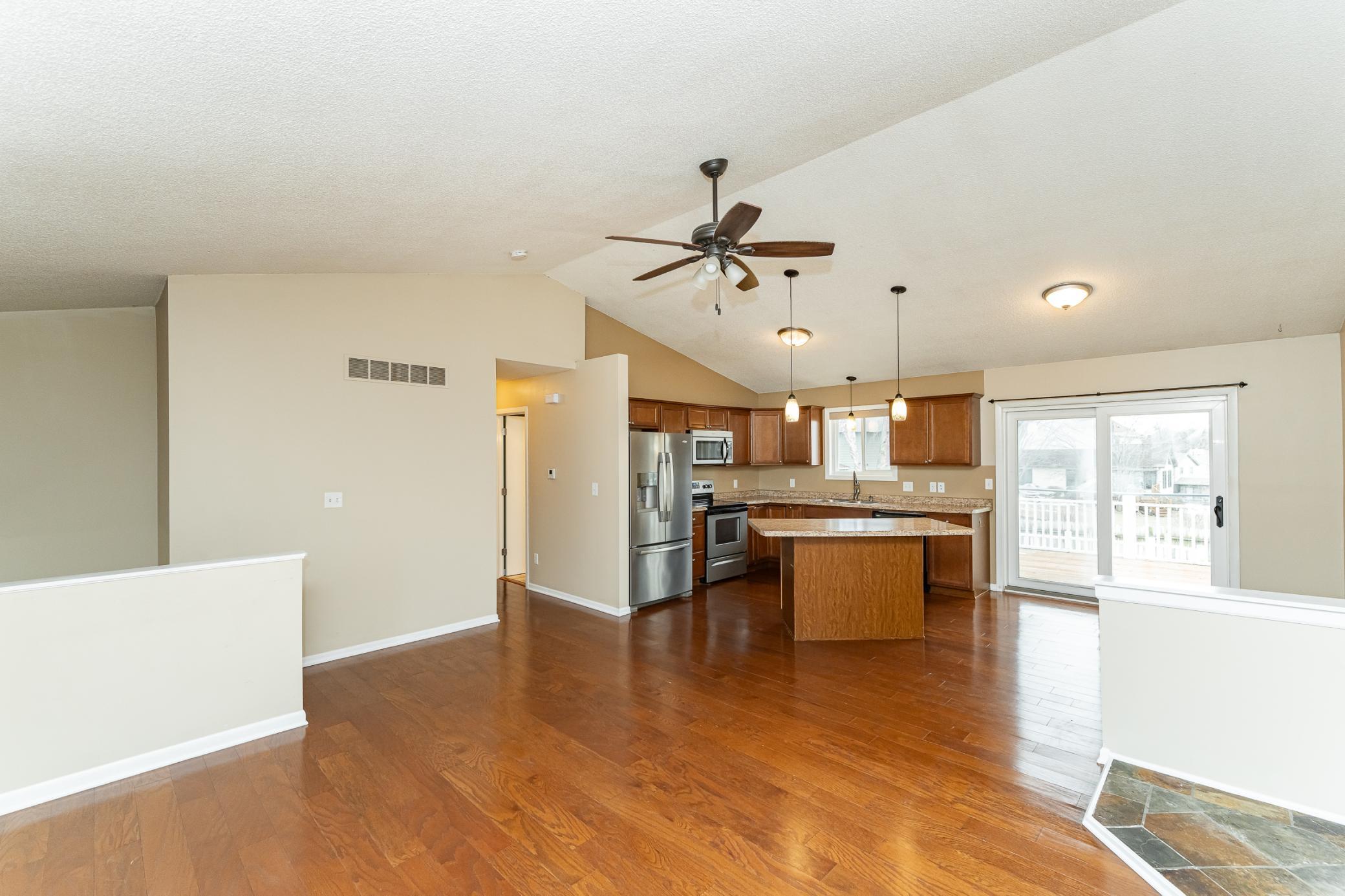 5718 Shetland Drive Northwest Rochester, MN 55901 - Photo 4 of 35