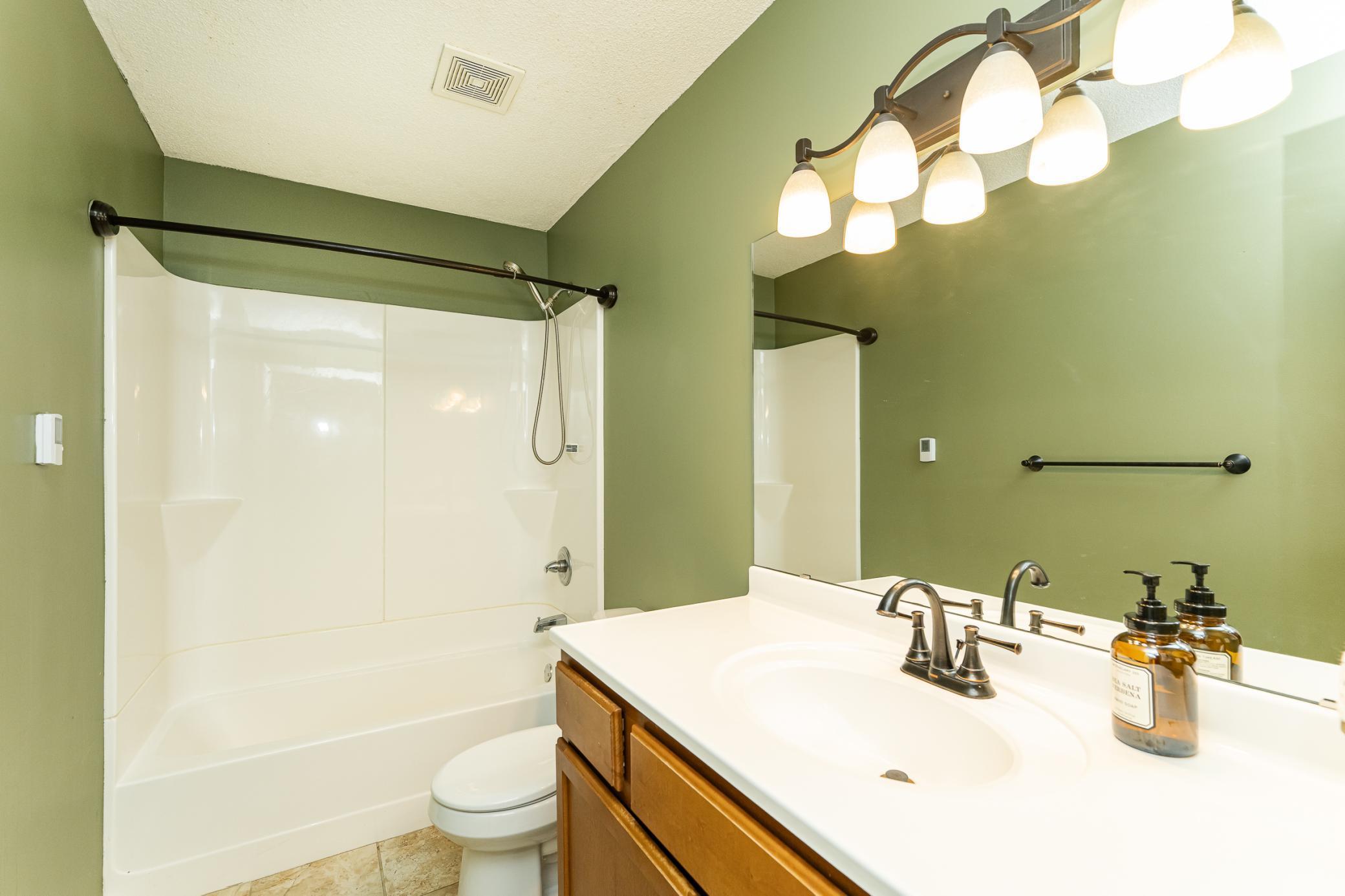 5718 Shetland Drive Northwest Rochester, MN 55901 - Photo 9 of 35