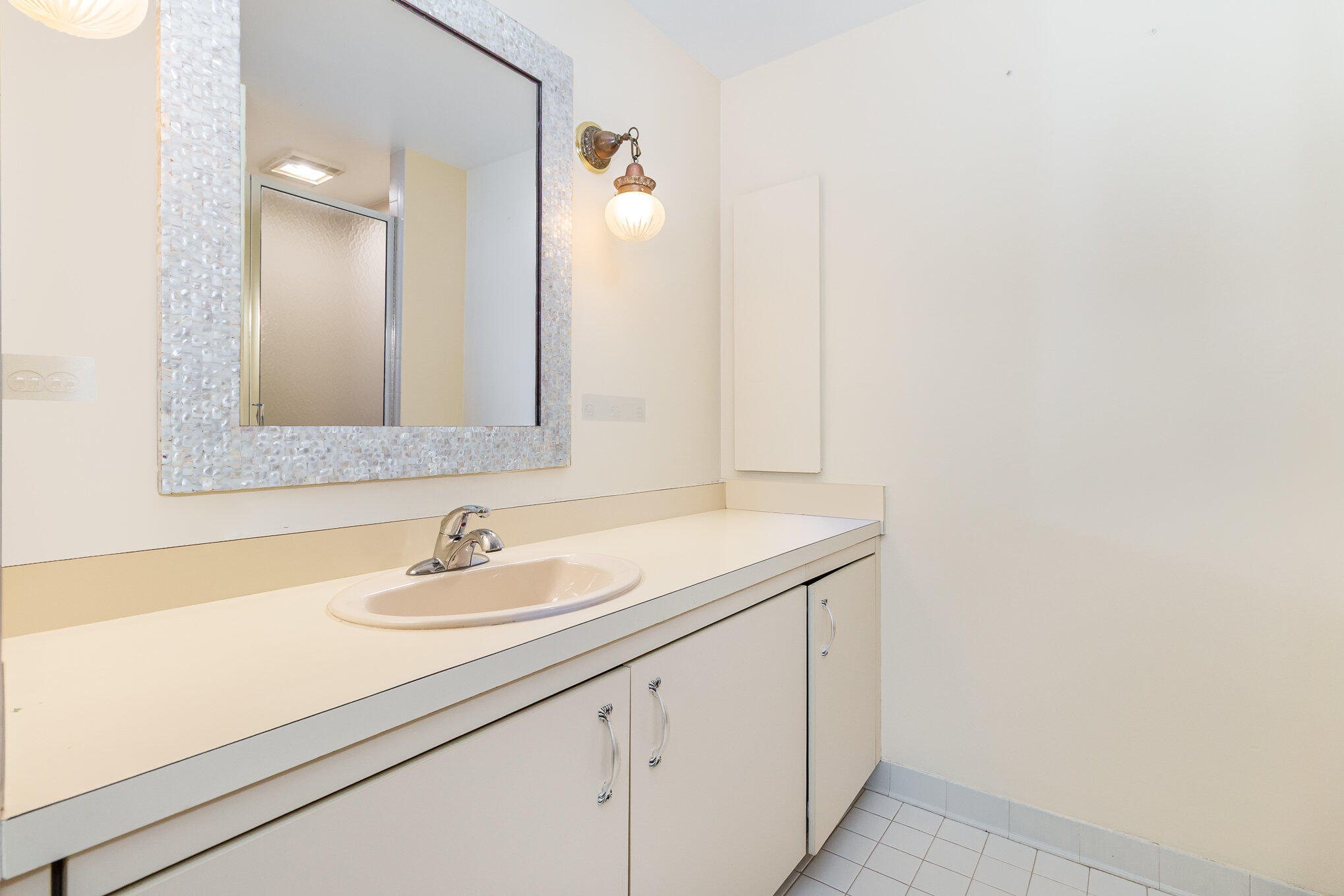 100 Riverside Place, Unit 301 Covington, KY 41011 - Photo 22 of 30 Gallery Image 22