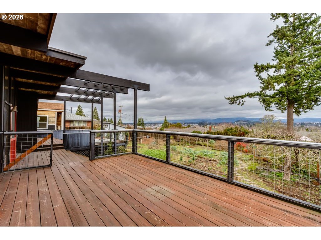 2055 Broadview Street Eugene, OR 97405 - Photo 36 of 45